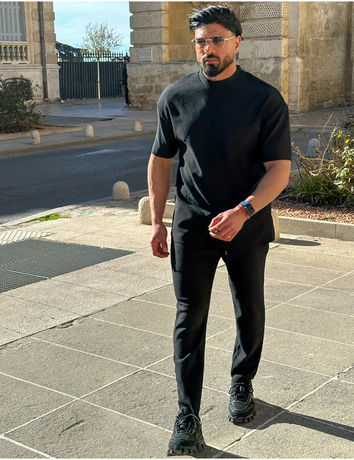 Ensemble t-shirt oversize & pantalon côtelé