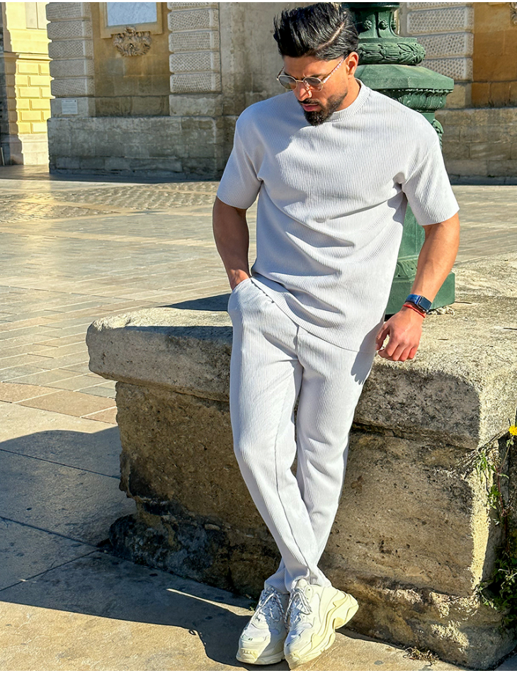 Ensemble t-shirt oversize & pantalon côtelé Ensemble t-shirt oversize & pantalon côtelé