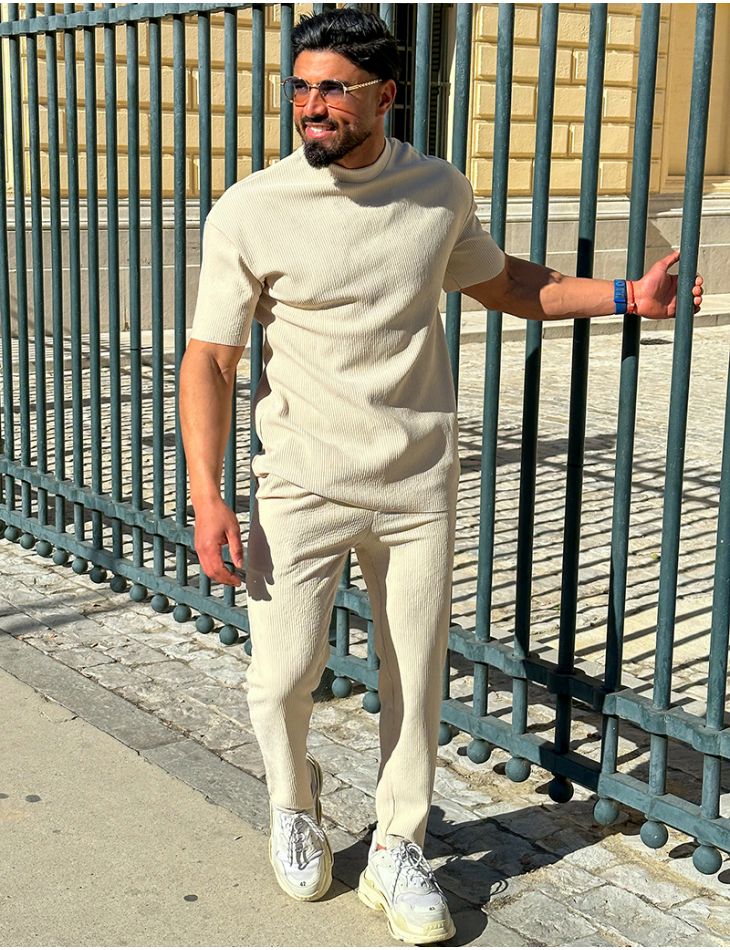 Ensemble pantalon et pull à col rond texturé