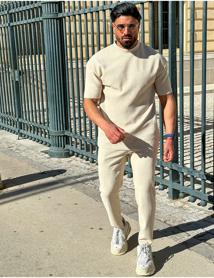 Ensemble pantalon et pull à col rond texturé