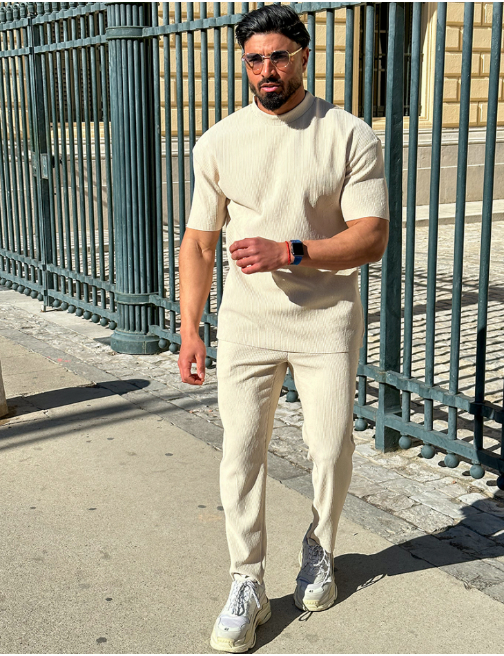 Ensemble pantalon et pull à col rond texturé