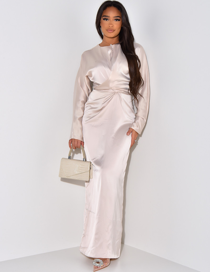 Robe longue en satin à nouer