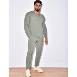 Ensemble pantalon et t-shirt à manches longues Ensemble pantalon et t-shirt à manches longues