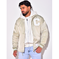 Veste fine avec la lettre C Veste fine avec la lettre C