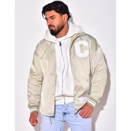 Veste fine avec la lettre C Veste fine avec la lettre C