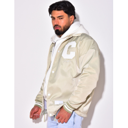 Veste fine avec la lettre C Veste fine avec la lettre C