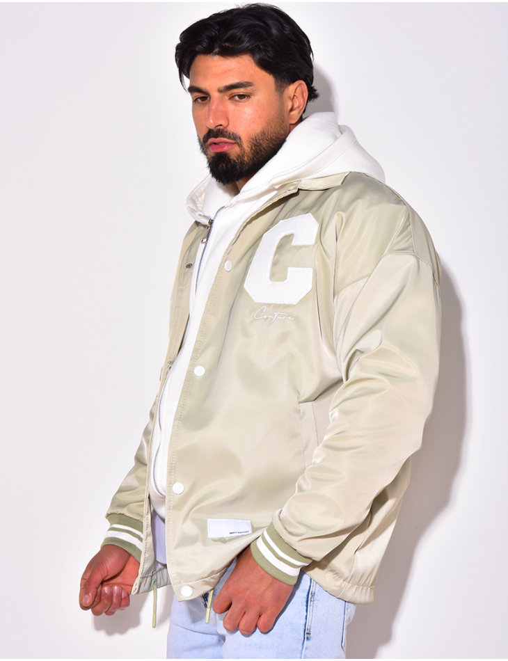Veste fine avec la lettre C Veste fine avec la lettre C