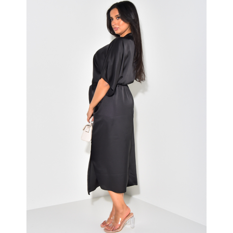 Robe en satin fluide manche chauve souris