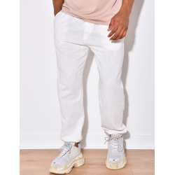 Pantalon léger resserré aux chevilles Pantalon léger resserré aux chevilles