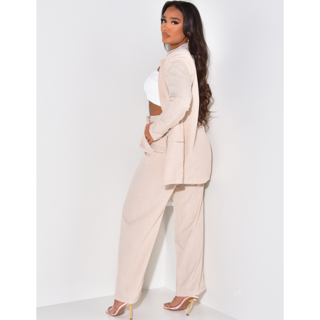 Ensemble de tailleur pantalon et veste de blazer