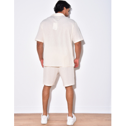 Ensemble en lin short et chemise avec une fleur brodée