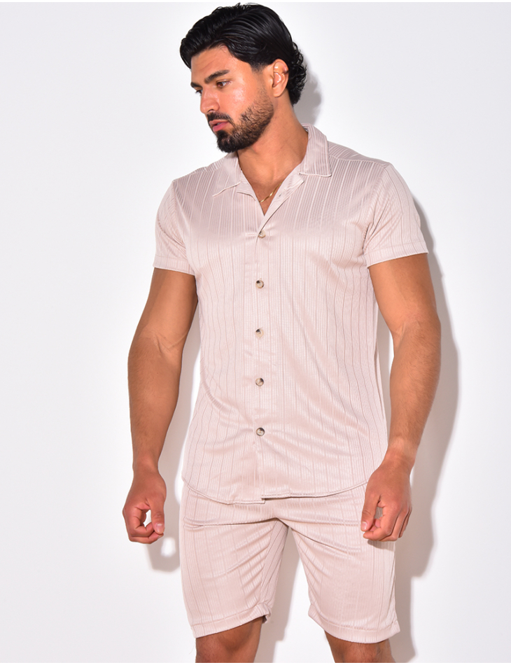 Ensemble short et chemise fluide à rayures en relief Ensemble short et chemise fluide à rayures en relief