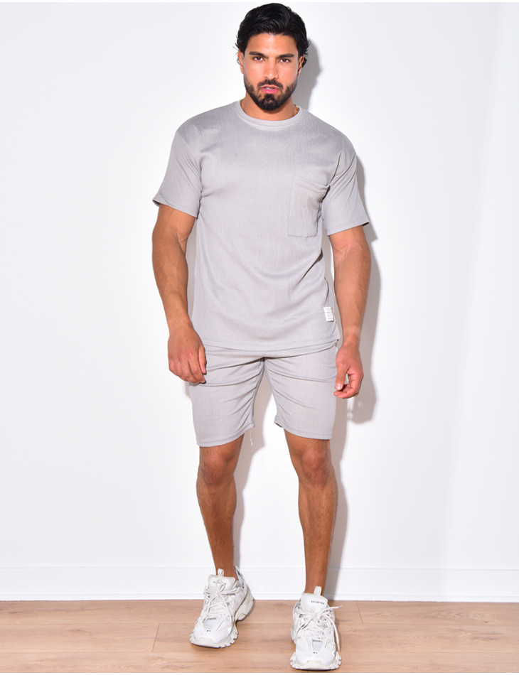 Ensemble t-shirt à poches et short Ensemble t-shirt à poches et short