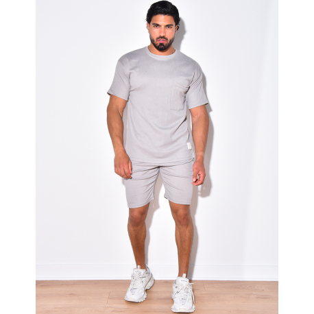 Ensemble t-shirt à poches et short Ensemble t-shirt à poches et short