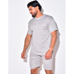 Ensemble t-shirt à poches et short Ensemble t-shirt à poches et short