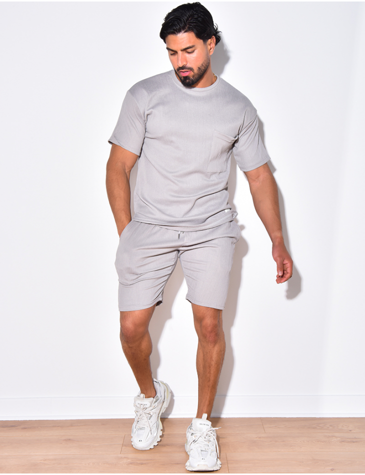 Ensemble t-shirt à poches et short Ensemble t-shirt à poches et short
