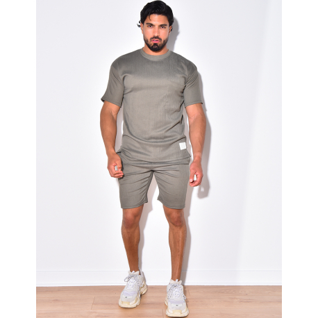 Ensemble t-shirt à poches et short Ensemble t-shirt à poches et short