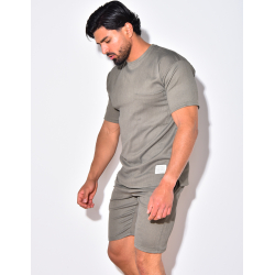 Ensemble t-shirt à poches et short Ensemble t-shirt à poches et short