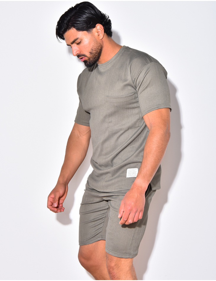 Ensemble t-shirt à poches et short Ensemble t-shirt à poches et short