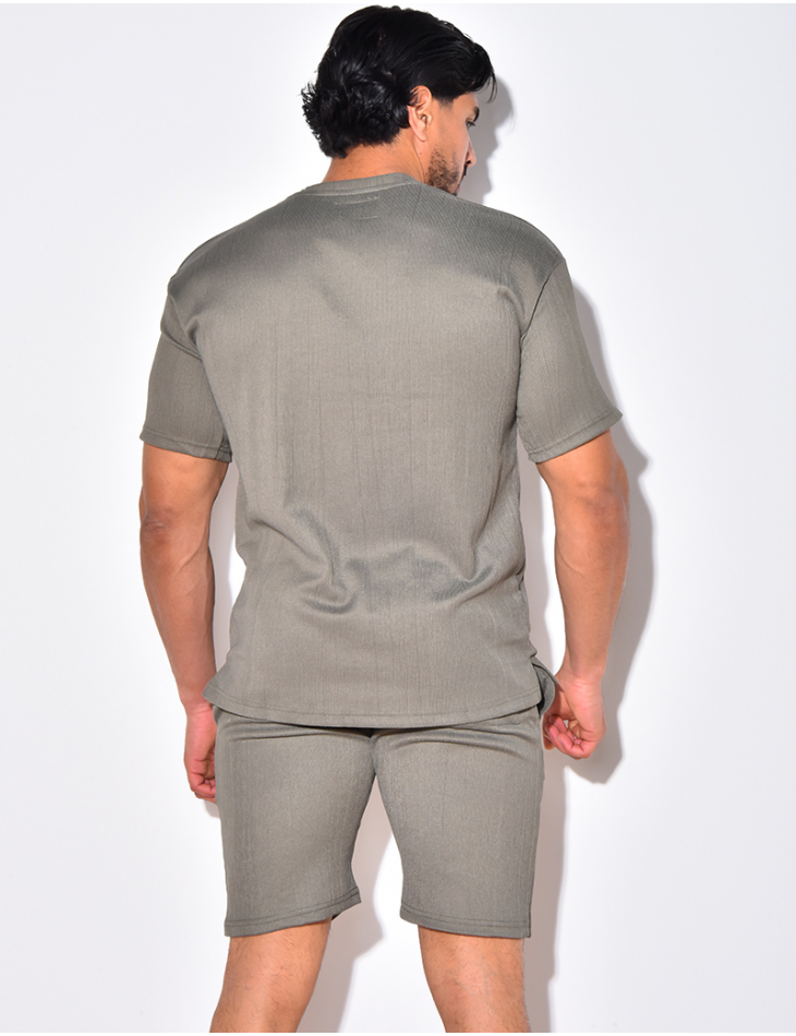 Ensemble t-shirt à poches et short Ensemble t-shirt à poches et short