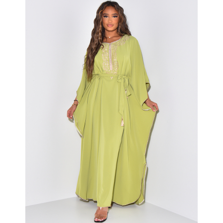 Robe abaya avec broderie et ceinture