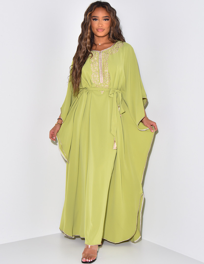 Abaya à manches chauves souris & broderies dorées