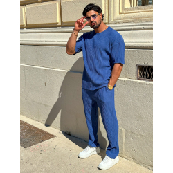 Ensemble pantalon et t-shirt plissé Ensemble pantalon et t-shirt plissé