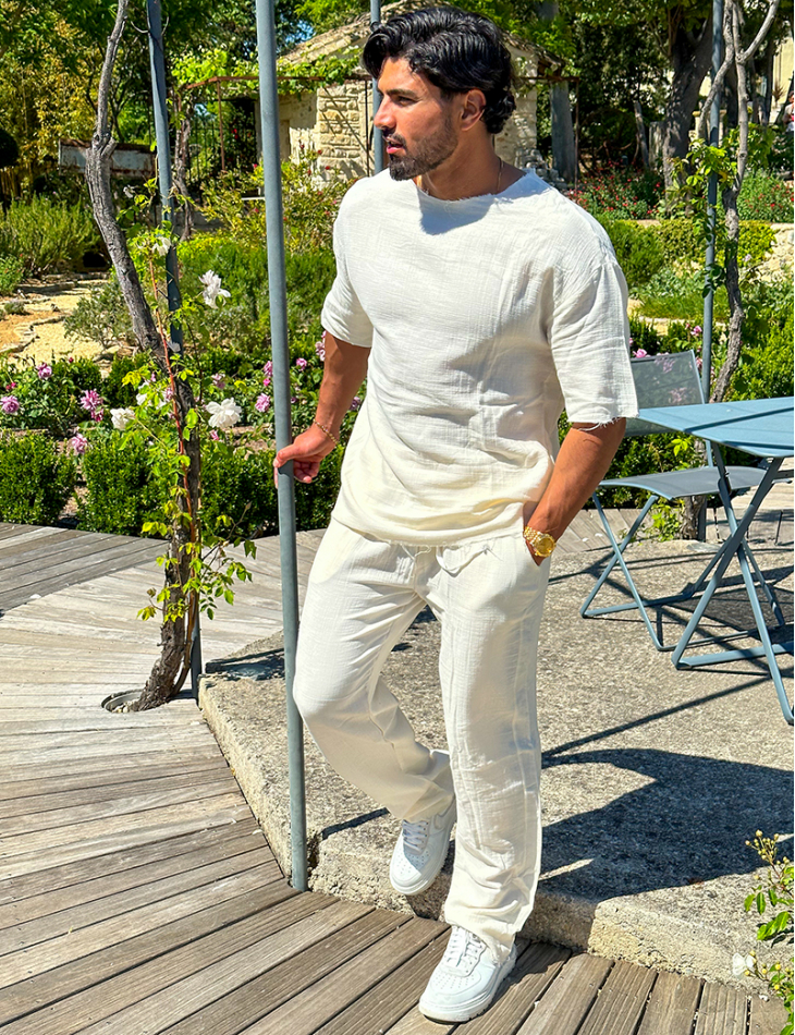 Ensemble pantalon et T-shirt effet décousu Ensemble pantalon et T-shirt effet décousu