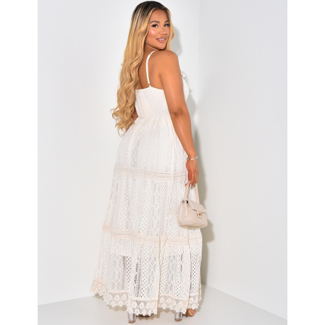 Robe longue ajourée avec pompom