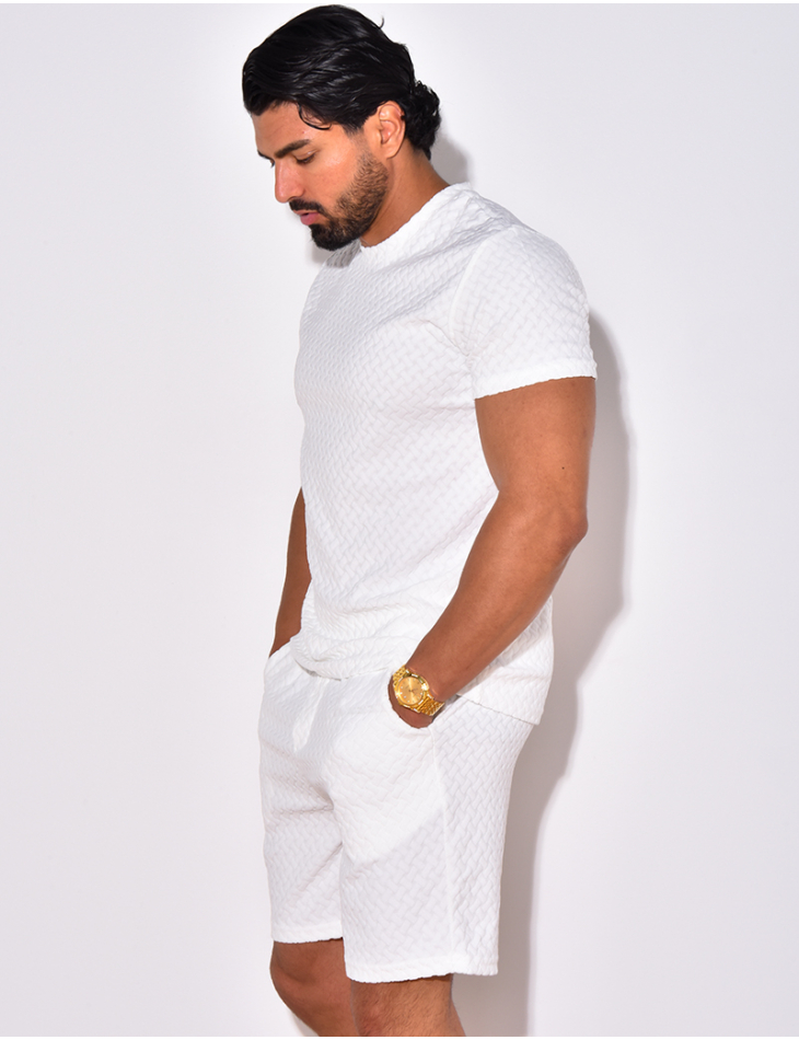 Ensemble short et t-shirt à relief Ensemble short et t-shirt à relief