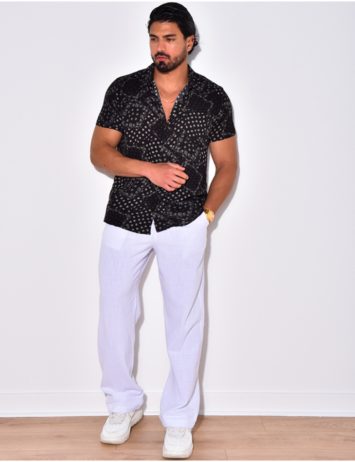 Chemise manche courte à motif bandana avec poche Chemise manche courte à motif bandana avec poche