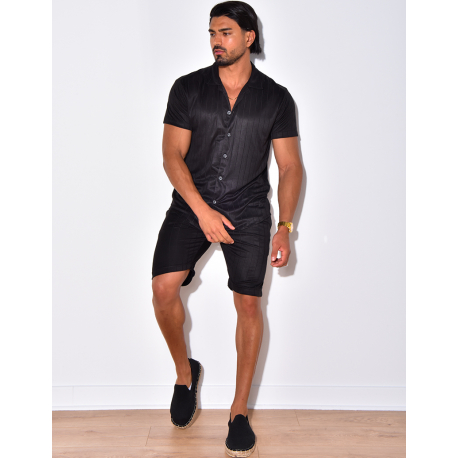 Ensemble short et chemise fluide à rayures en relief Ensemble short et chemise fluide à rayures en relief