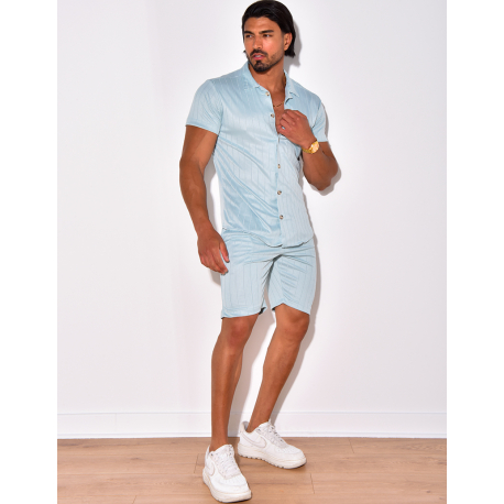 Ensemble short et chemise fluide à rayures en relief Ensemble short et chemise fluide à rayures en relief