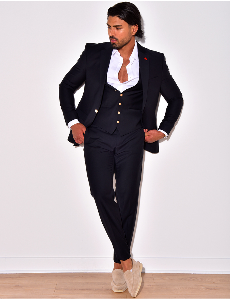 Ensemble de costume 3 pieces avec boutons dores