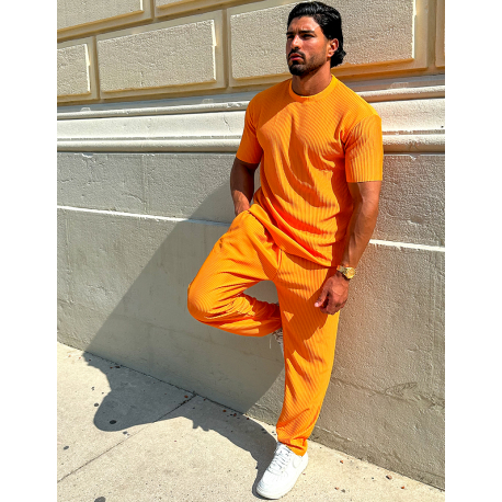Ensemble pantalon et t-shirt plissé
