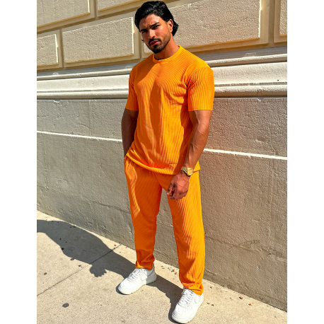 Ensemble pantalon et t-shirt plissé