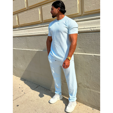 Ensemble pantalon et t-shirt plissé