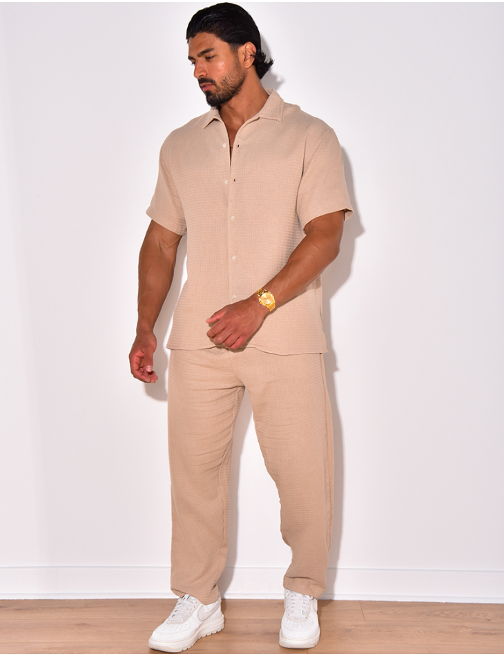 Ensemble pantalon et chemise à relief Ensemble pantalon et chemise à relief