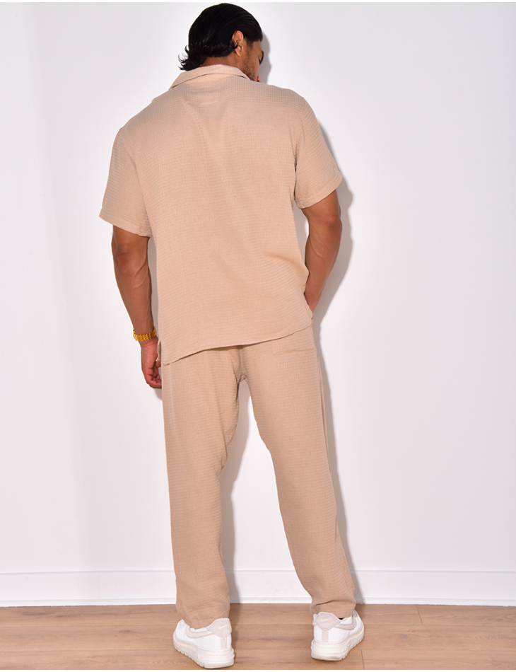Ensemble pantalon et chemise à relief Ensemble pantalon et chemise à relief