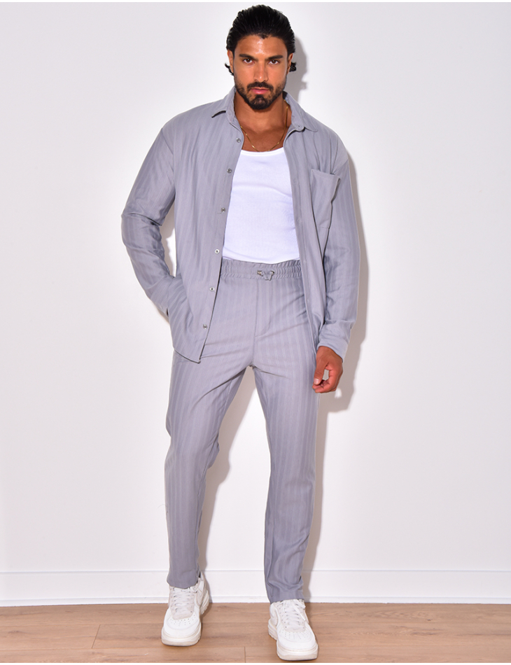 Ensemble pantalon et chemise manches longues plissé Ensemble pantalon et chemise manches longues plissé