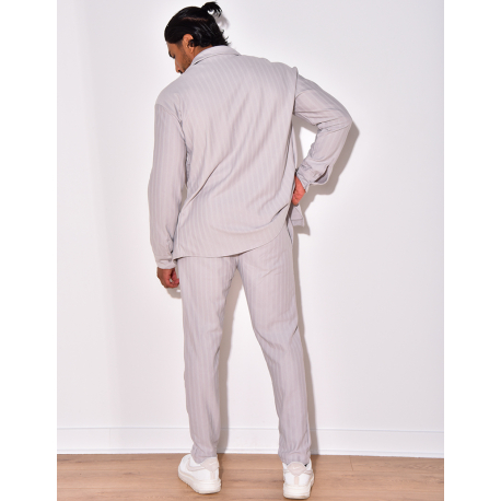 Ensemble pantalon et chemise manches longues plissé Ensemble pantalon et chemise manches longues plissé