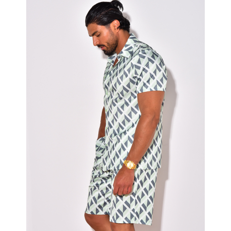 Ensemble short et chemise à forme géométrique Ensemble short et chemise à forme géométrique