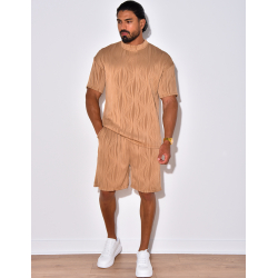 Ensemble short et t-shirt plissé Ensemble short et t-shirt plissé
