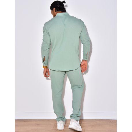 Ensemble en lin , chemise manches longues à poches et pantalon Ensemble en lin , chemise manches longues à poches et pantalon