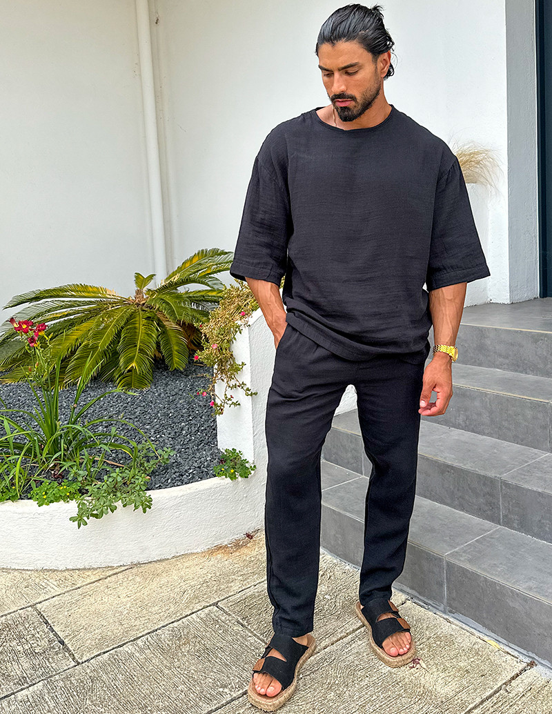 Ensemble pantalon et t-shirt oversize en lin
