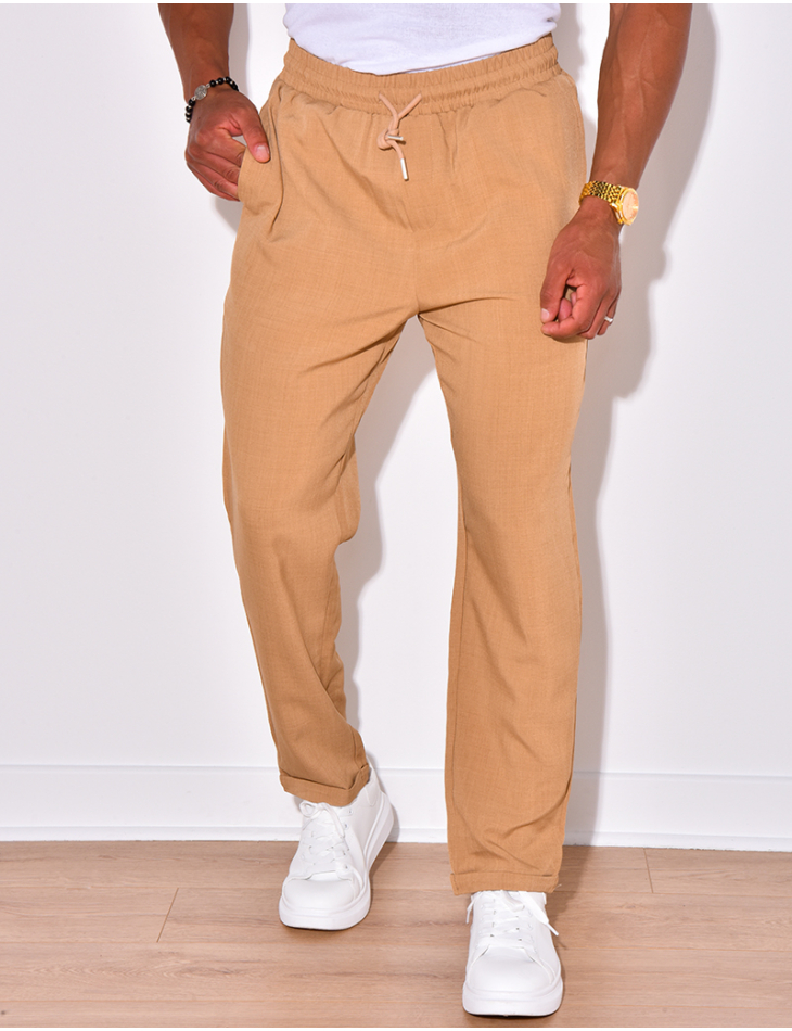 Pantalon resseré à la taille Pantalon resseré à la taille