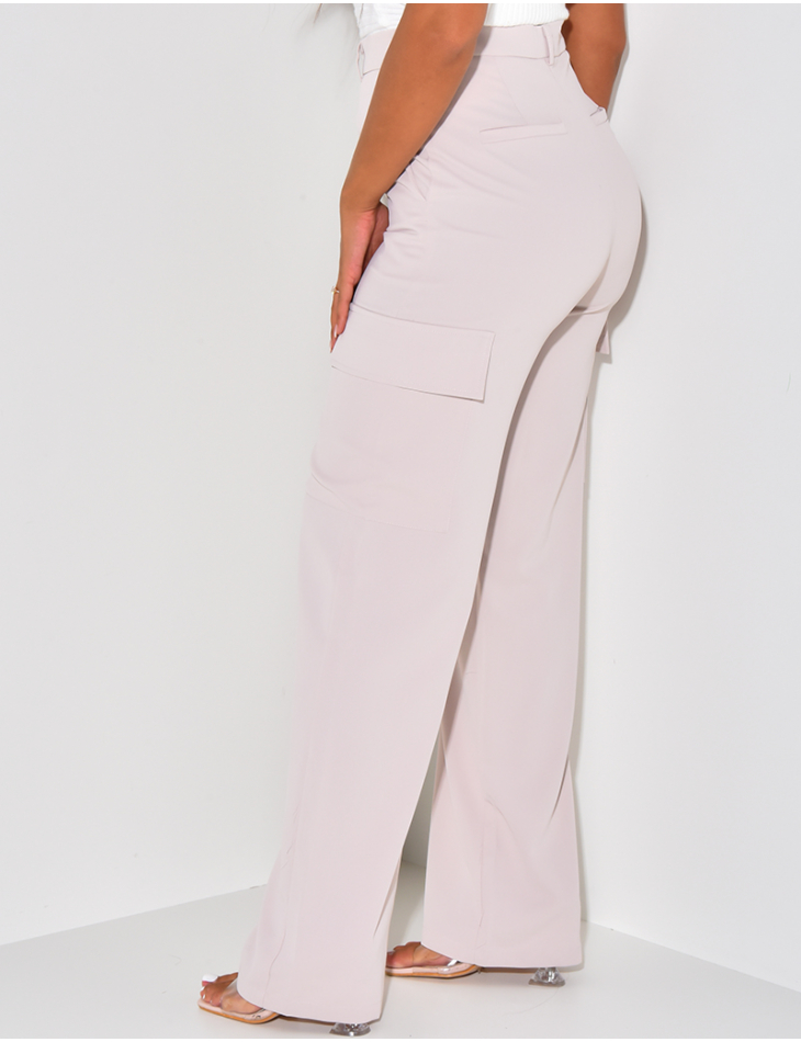 Pantalon coupe droite à poches cargo