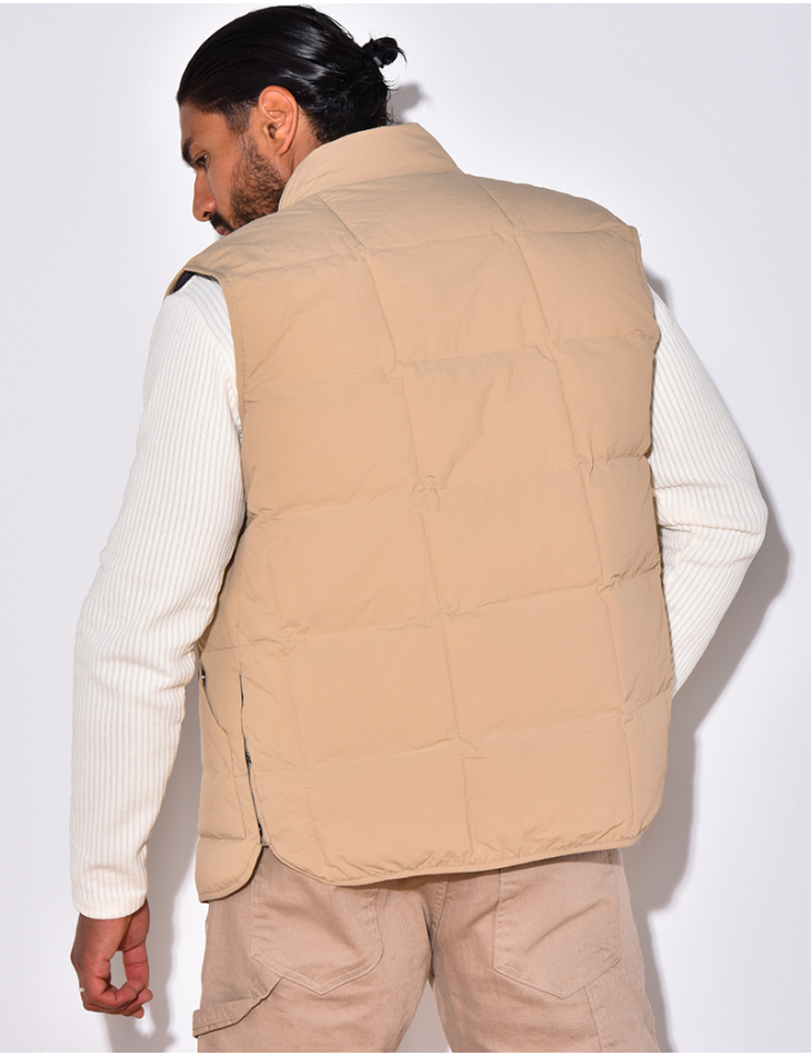 Sleeveless down jacket Sleeveless down jacket