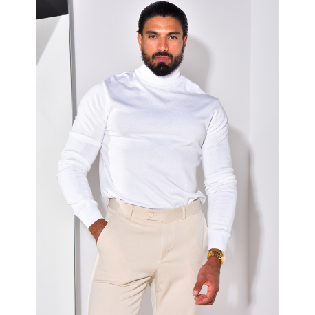 Pull col roulé