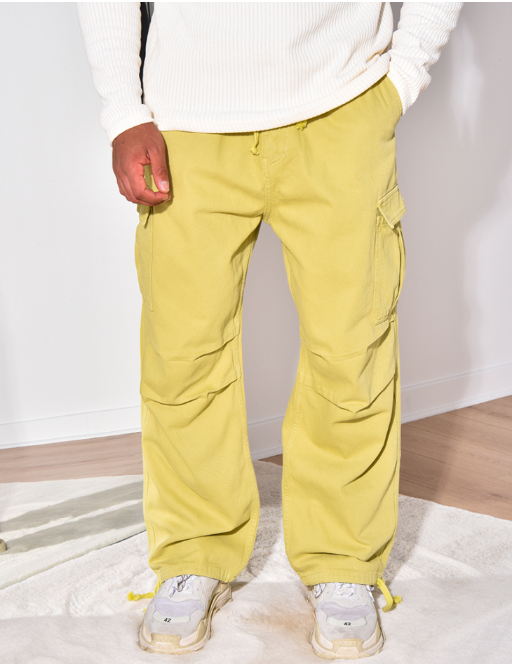 Pantalon à resserré aux chevilles Pantalon à resserré aux chevilles